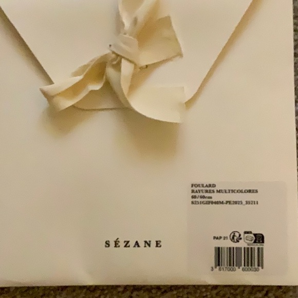 Sezane Scarf-Striped NWT - Picture 6 of 9